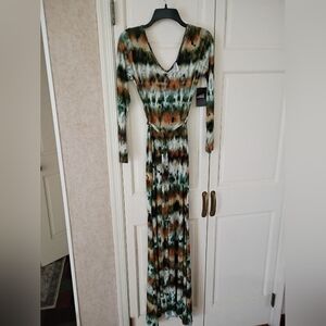 Elegant Long Sleeve Tie-Dye Maxi Dress.Pit To Pit 17"